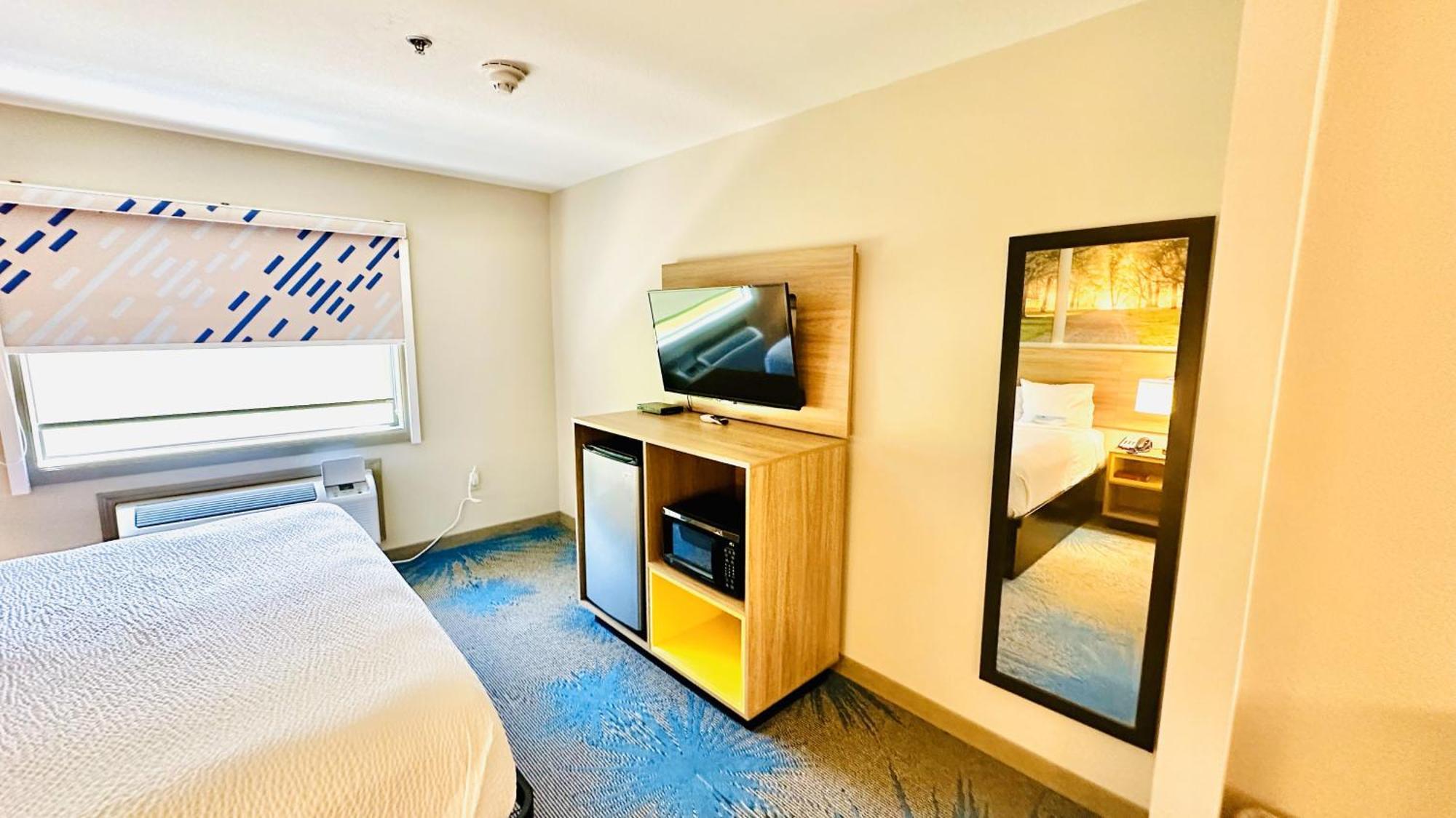 Days Inn & Suites By Wyndham Wynne מראה חיצוני תמונה