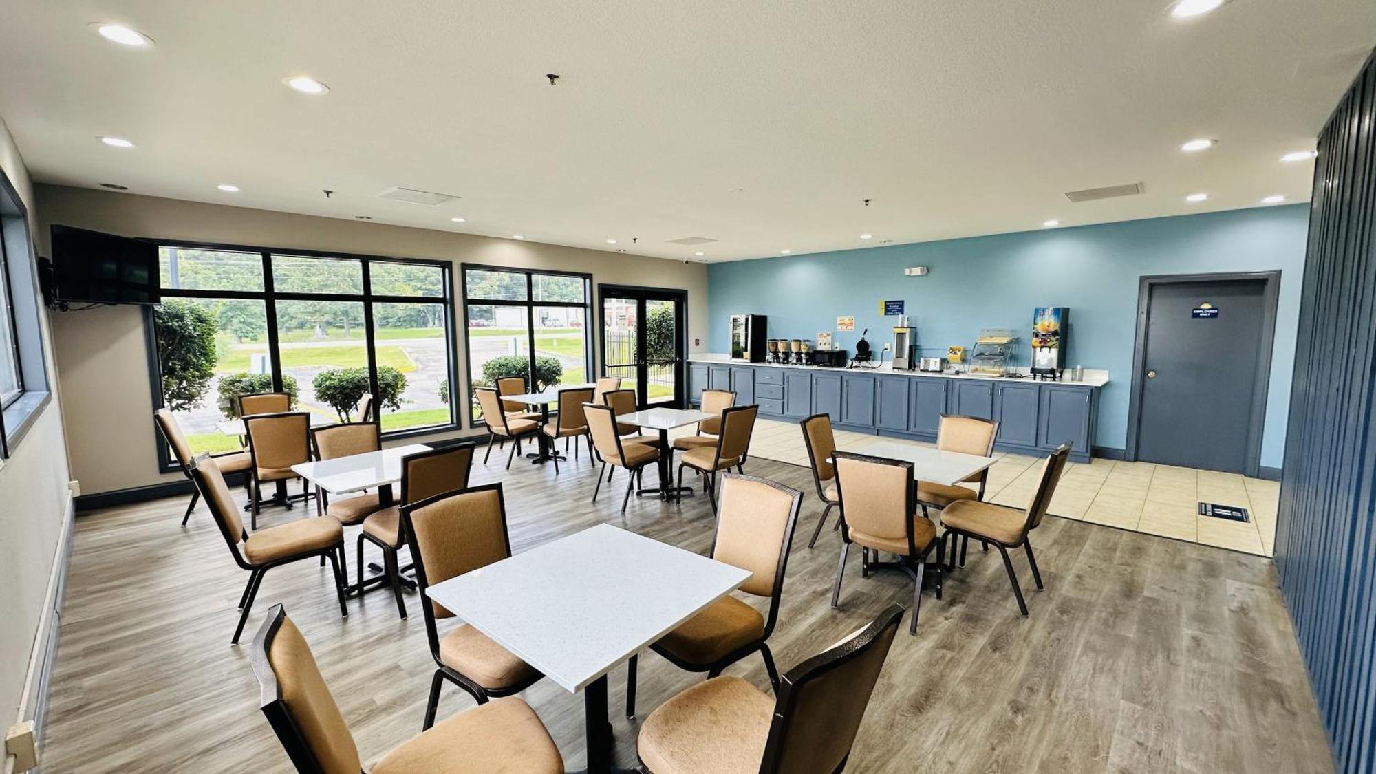 Days Inn & Suites By Wyndham Wynne מראה חיצוני תמונה